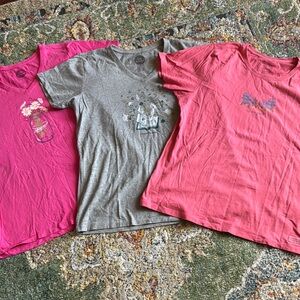 LIFE IS GOOD WOMENS BUNDLE OF 3 SHORT SLEEVED T-SHIRTS IN SZ LG…VERY GENTLY WORN